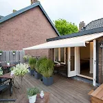 Bed & Breakfast De Vier Seizoenen Lisse